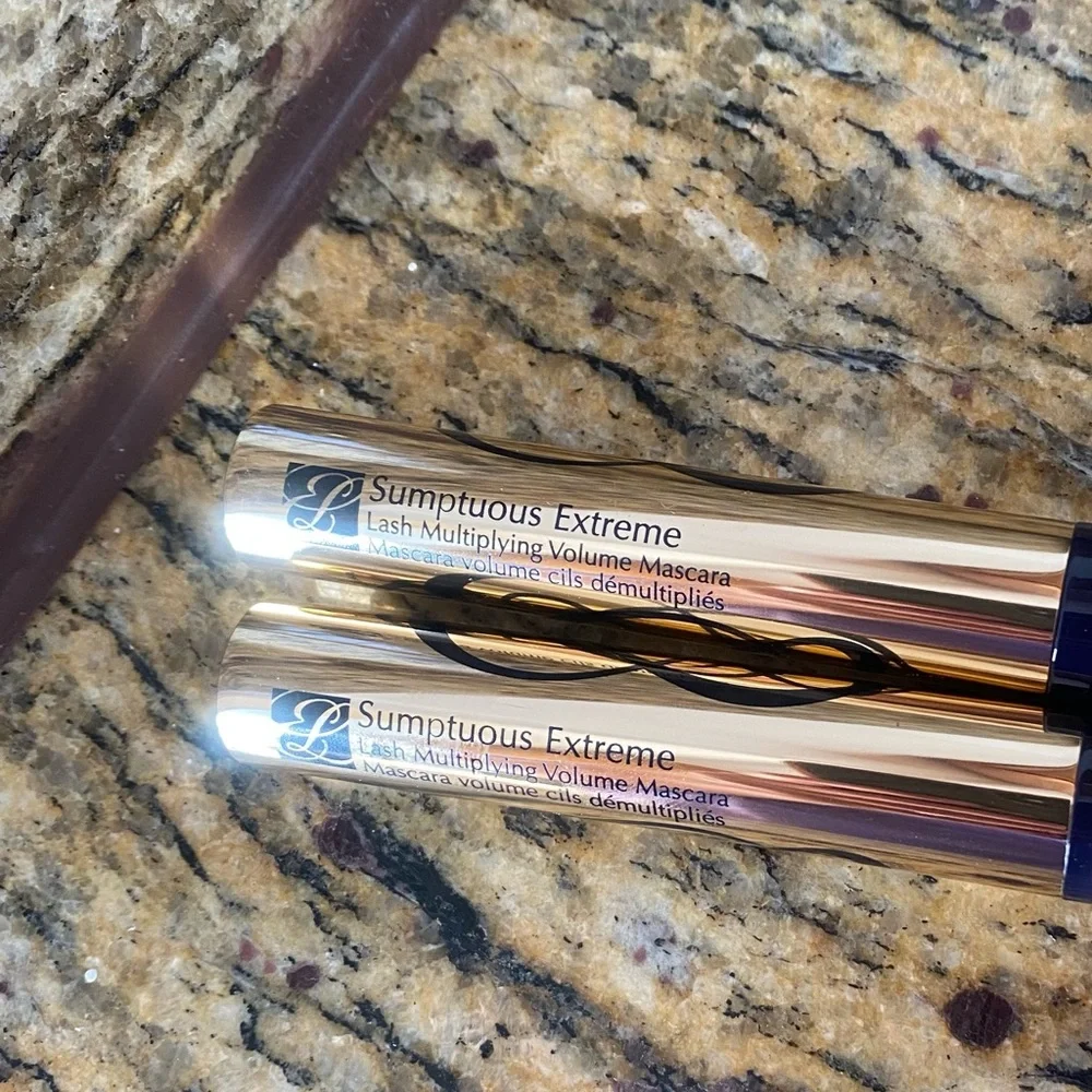 NEW Estée Lauder Sumptuous Extreme mascara duo